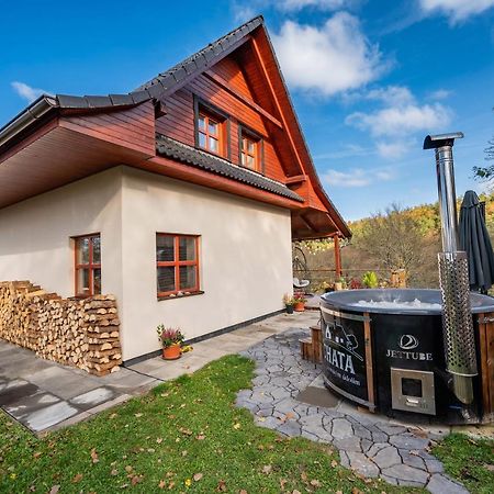 Chata Nad Lazenskym Udolim Luhačovice Extérieur photo