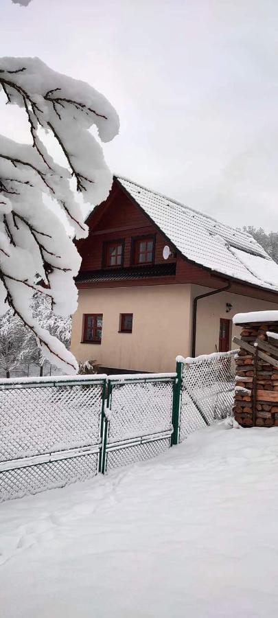 Chata Nad Lazenskym Udolim Luhačovice Extérieur photo