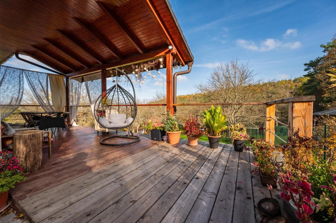 Chata Nad Lazenskym Udolim Luhačovice Extérieur photo